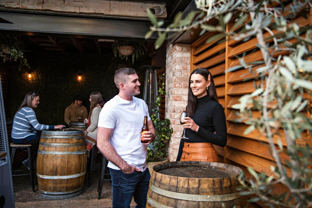 The Woolpack Hotel Mudgee Exterior foto
